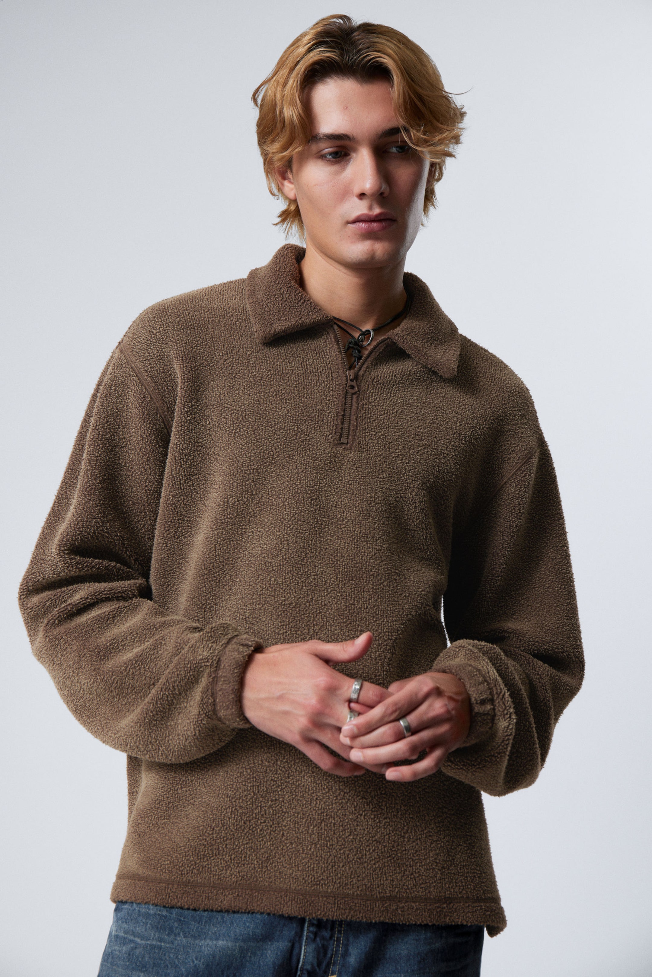 boxy half zip fleece sweatshirt Washed Dark Brown Weekday GB