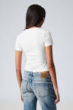 White - Slim Fitted T-shirt - 3