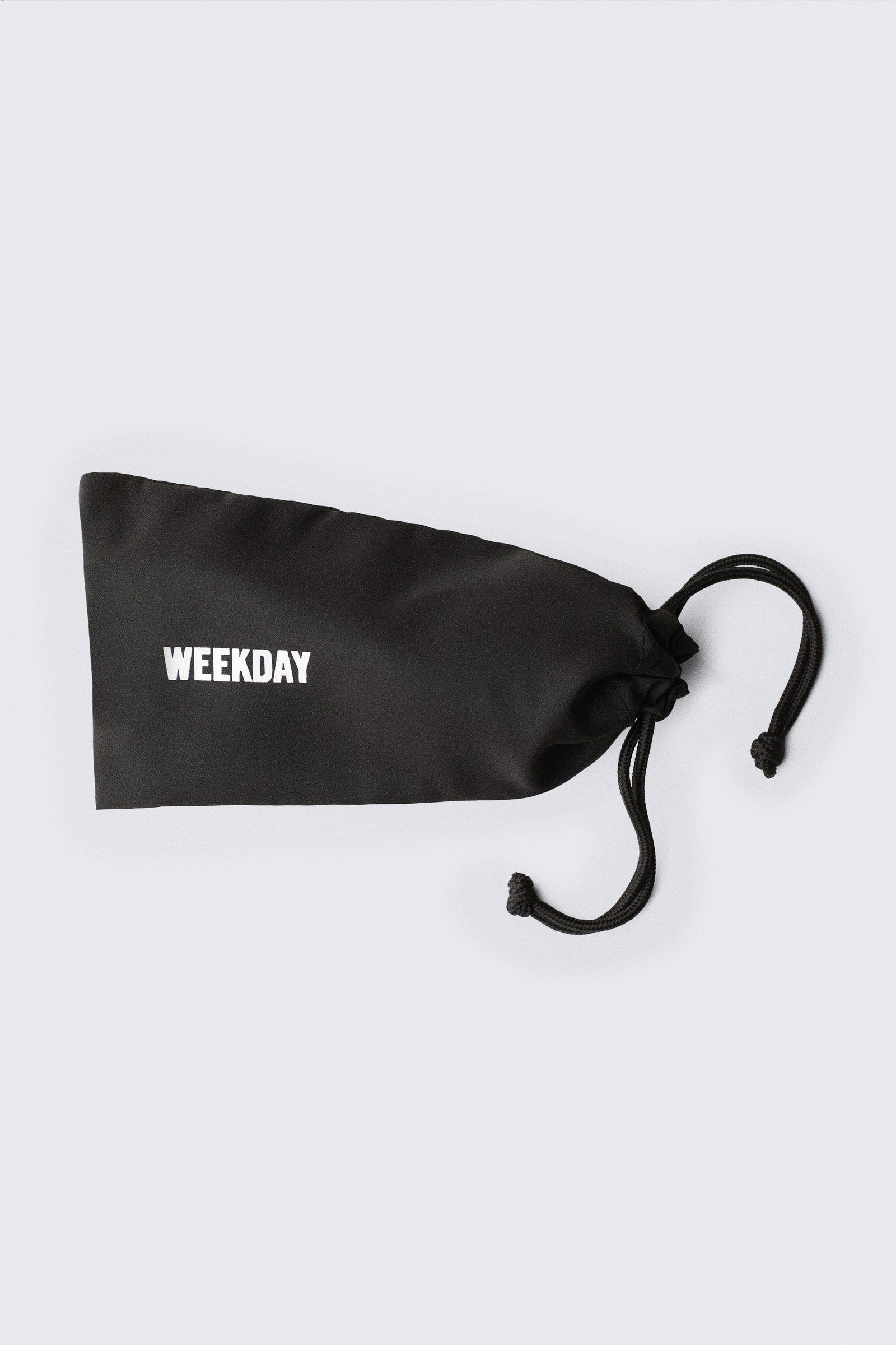 EYEWEAR POUCH STANDARD EO BLACK | STANDARD | PRODUCTS | MONOLITH