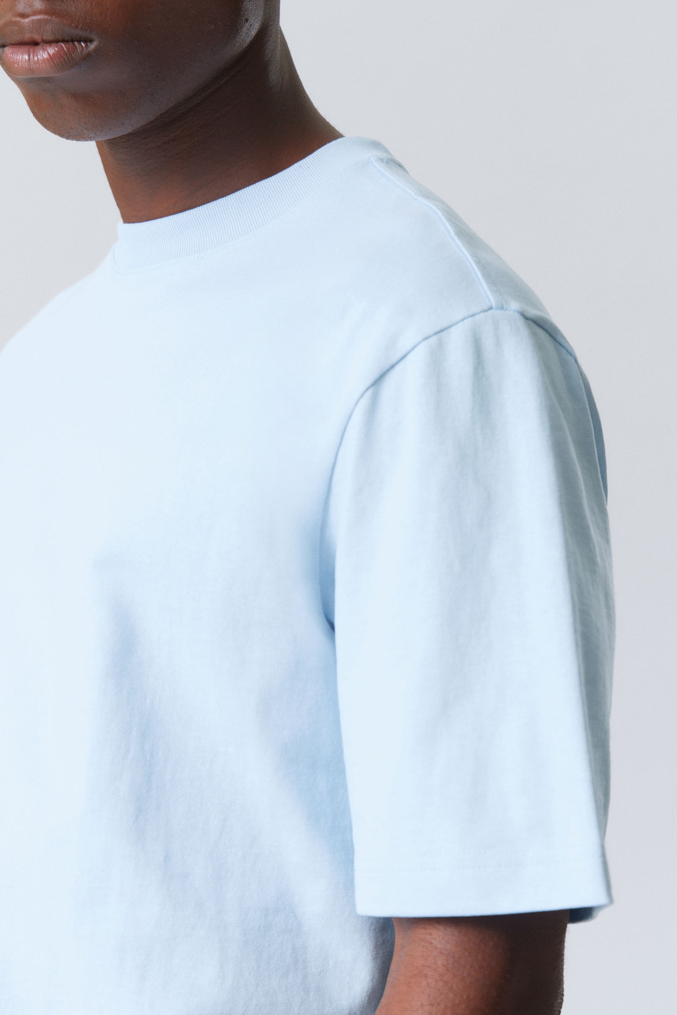 #BBCBDF - Relaxed Fit Short-Sleeved Cotton T-shirt - 2