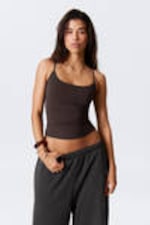 #353031 - Fitted Strappy Scoop Neck Singlet
