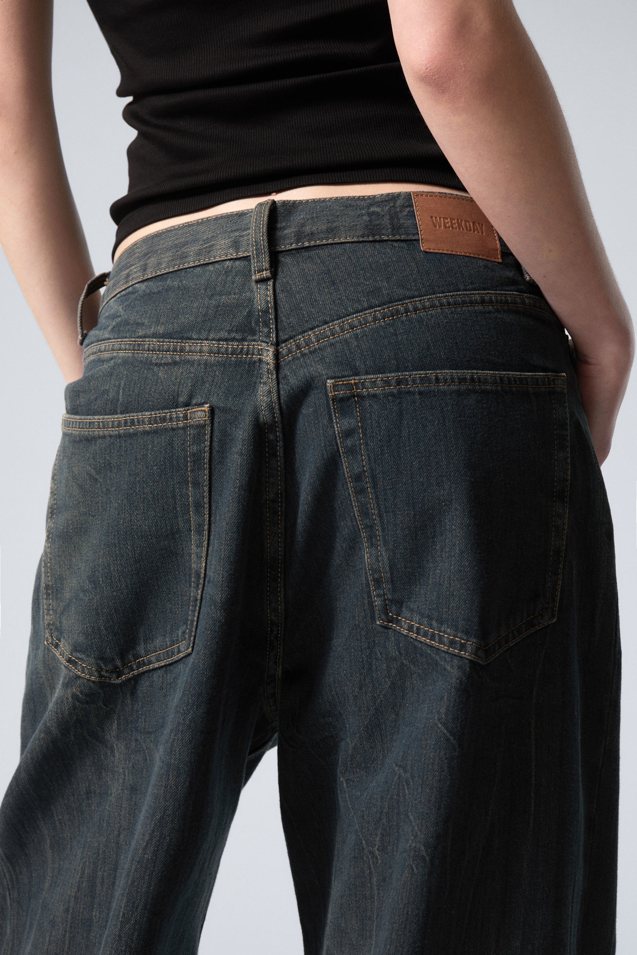 astro loose baggy leg jeans - Como Blue | Weekday EU
