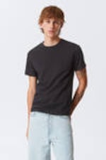 Black - Standard Midweight T-shirt - 0