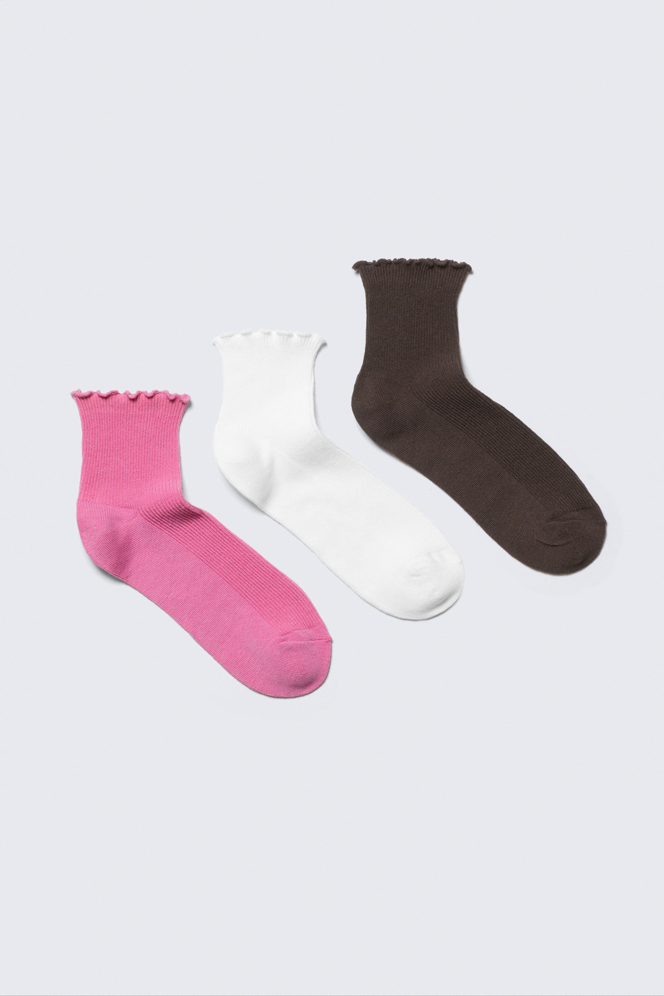 #D598BB - 3-pack Frill Edge Ankle Socks
