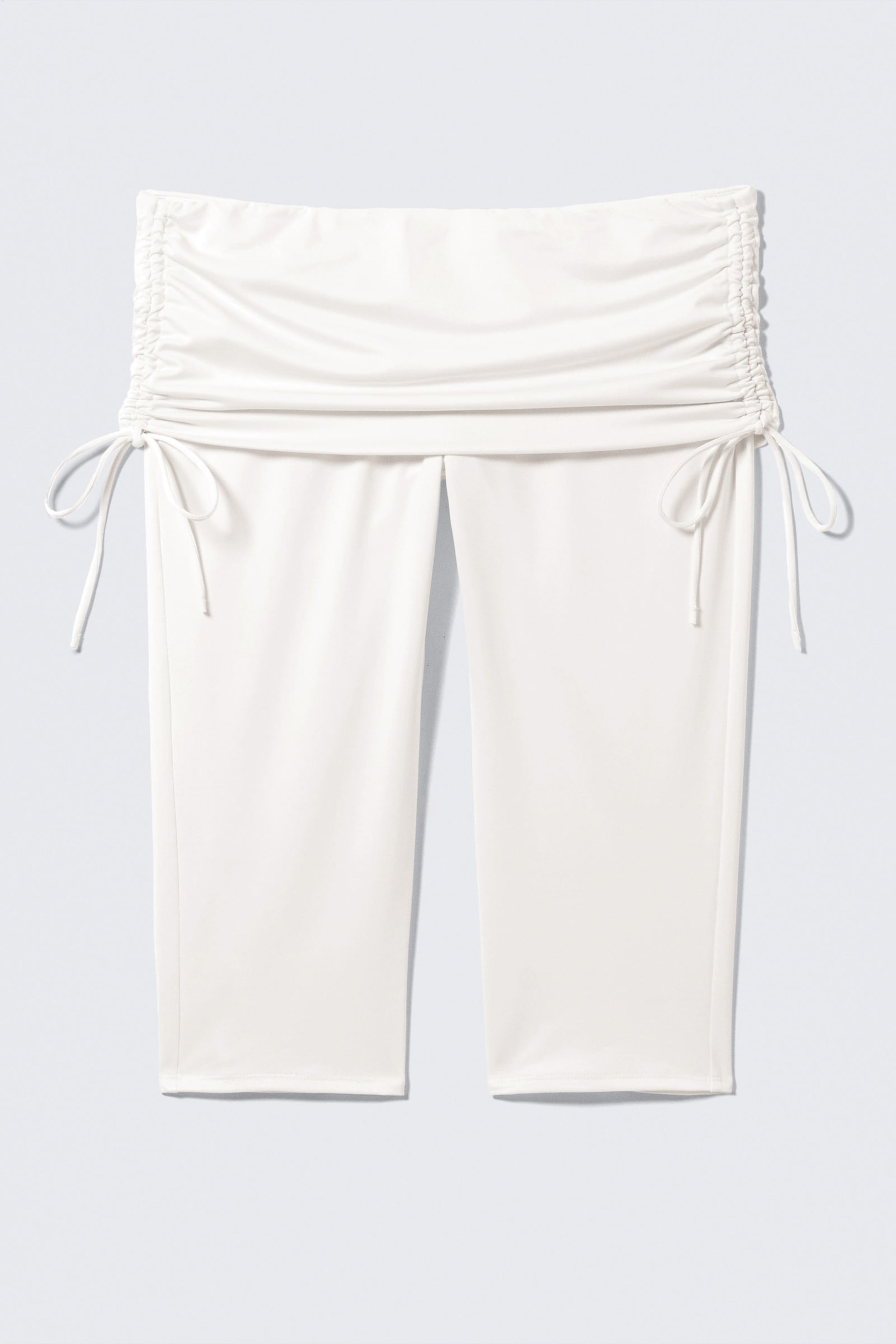 #ECE9E2 - Ruched Low Rise Capri Leggings - 1