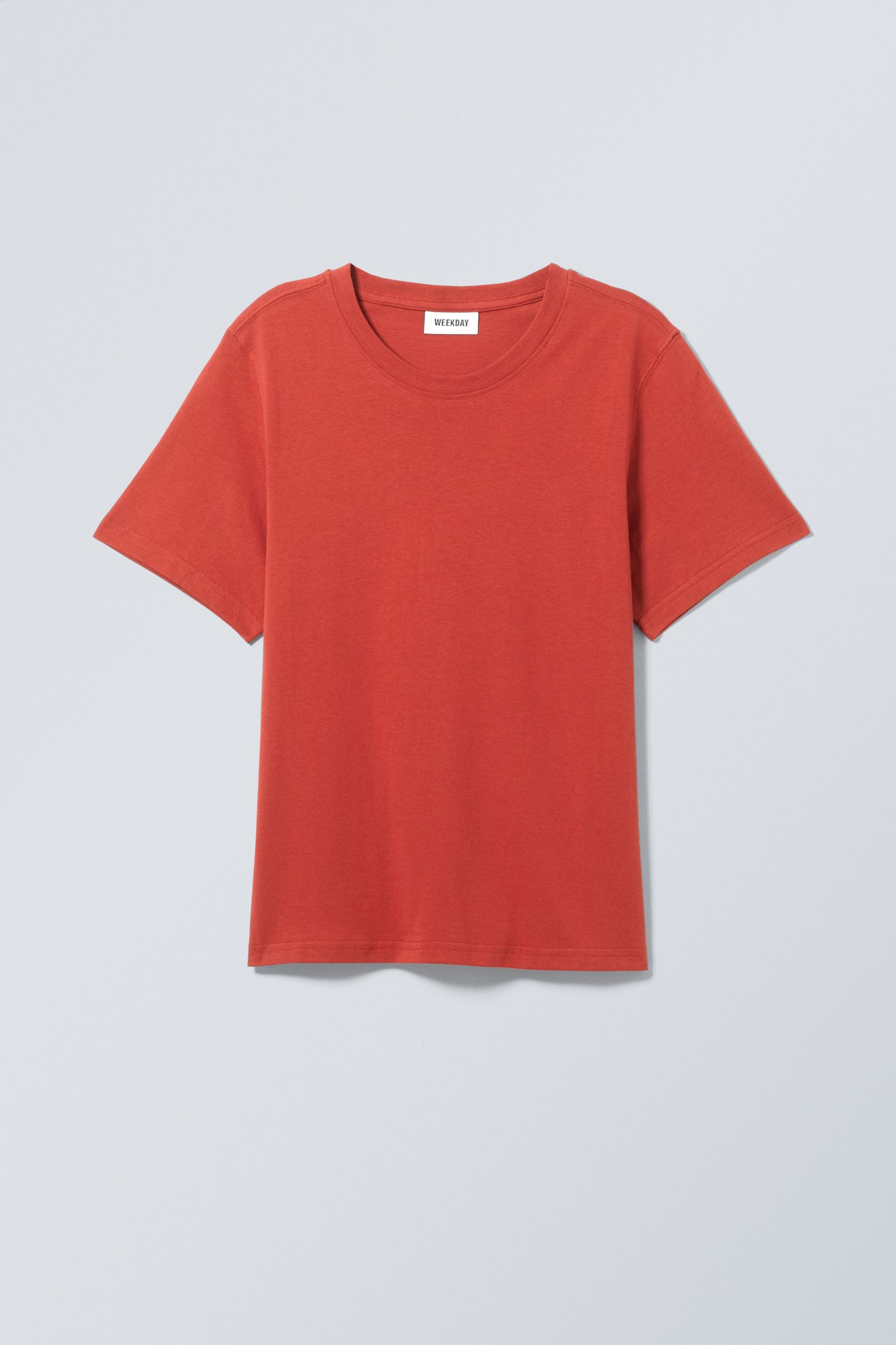 Red - Essence Standard T-shirt - 0