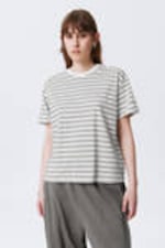 Striped White - Relaxed Boxy Cotton T-shirt - 0