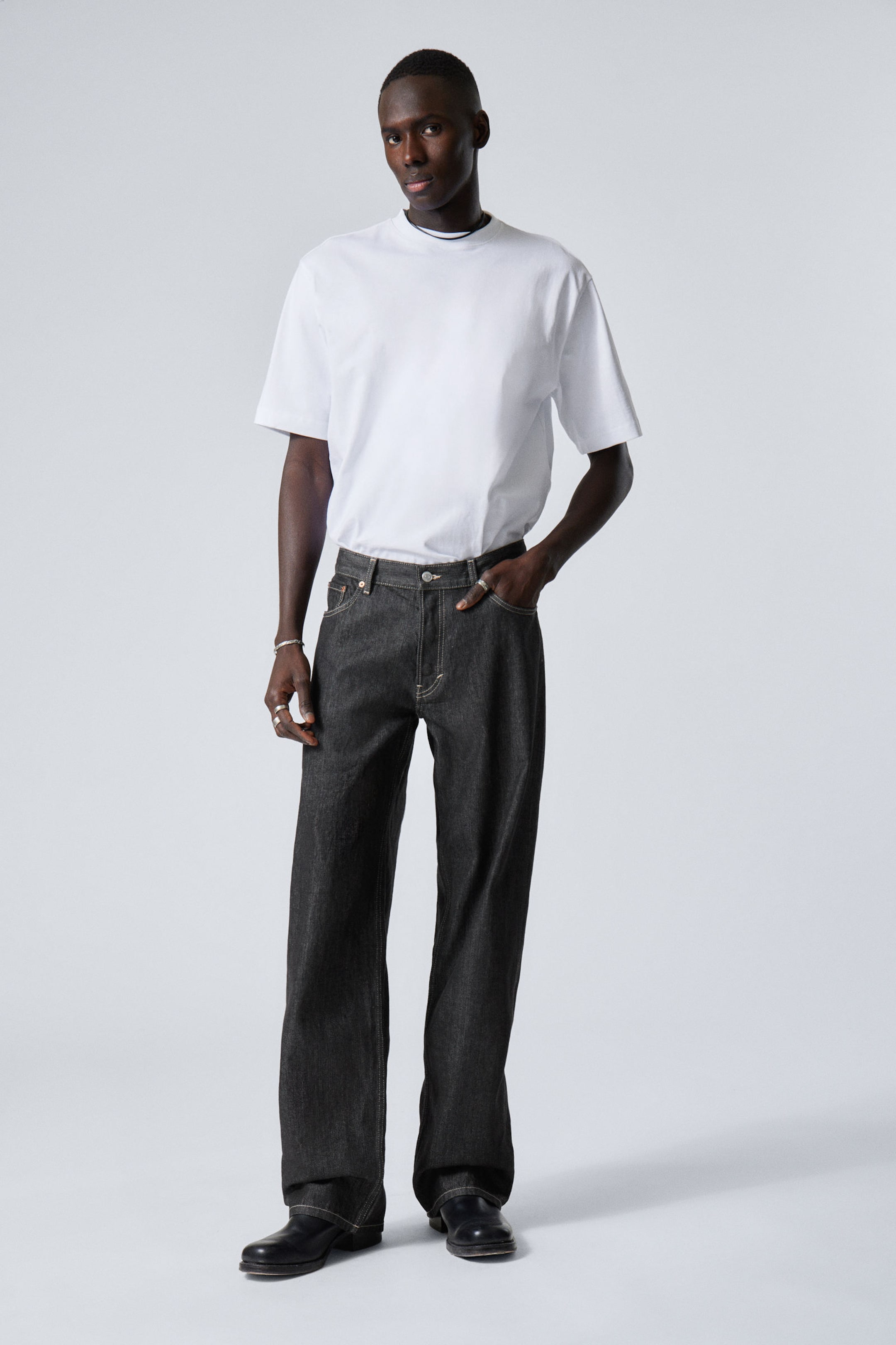 astro loose baggy leg jeans - Tuned Black - Black | Weekday WW