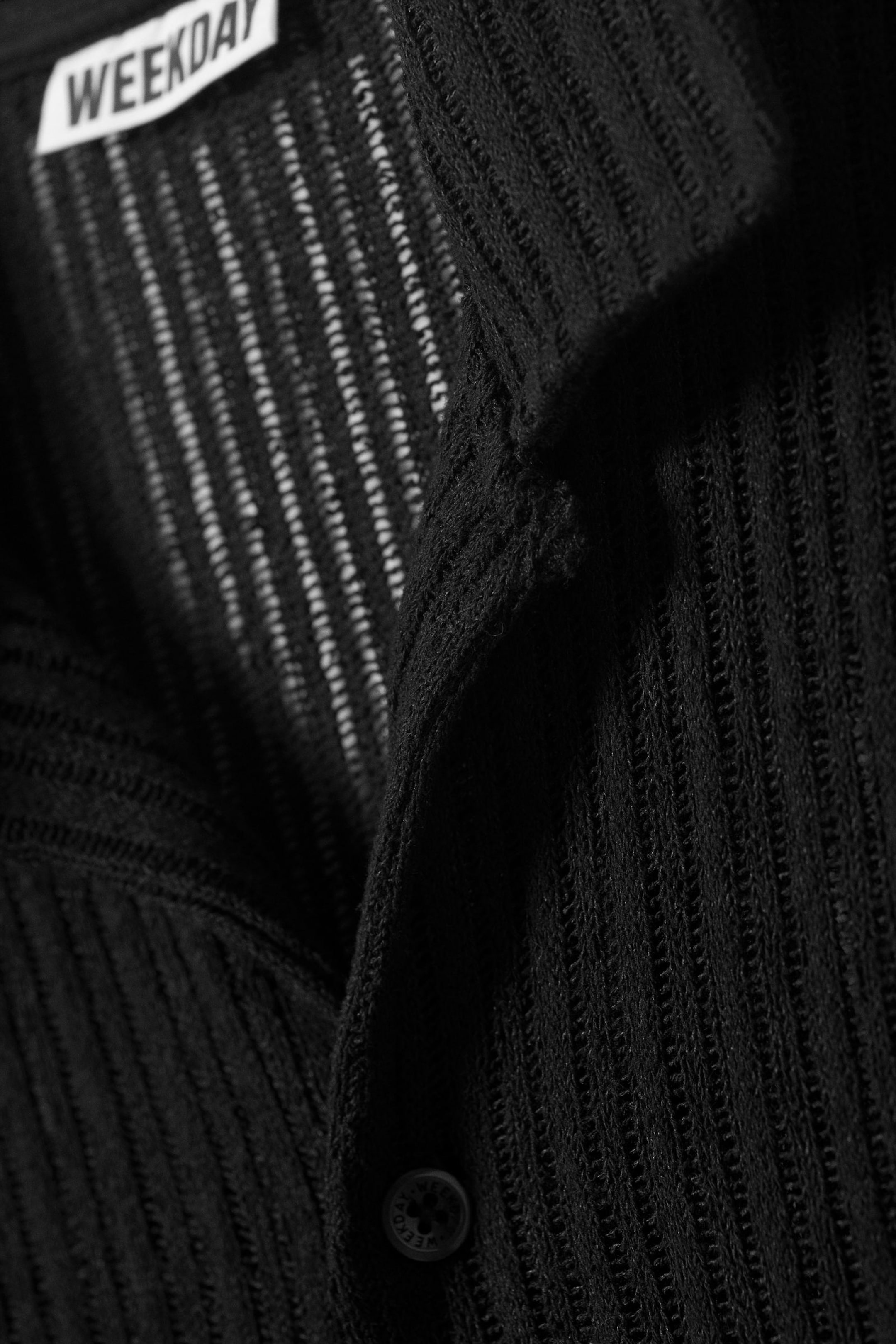 Black - Textured Short-Sleeved Resort Shirt - 5