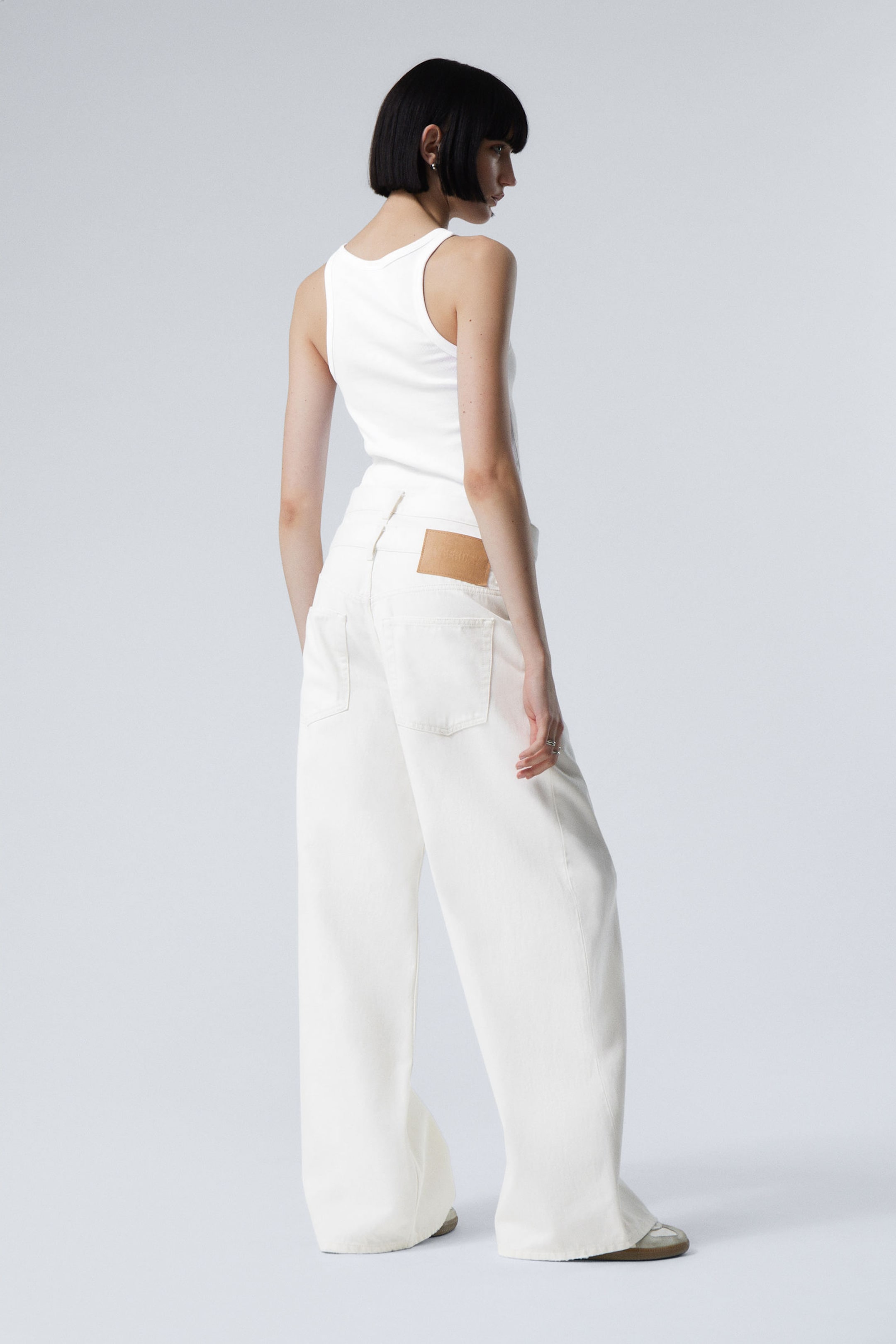dual high waisted loose wide leg jeans - White | Weekday EU
