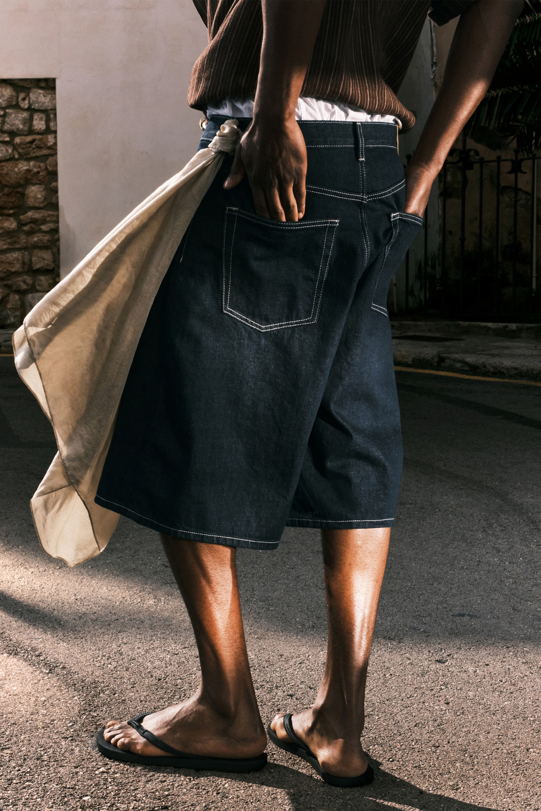 A man wearing jorts